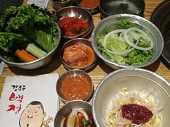 -姜虎东白丁烤肉(虹桥天地店)