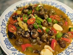 -头上红煨盐鸡·非遗院子餐厅