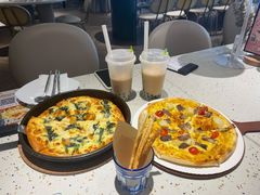 -必胜客(WOW中心城店)