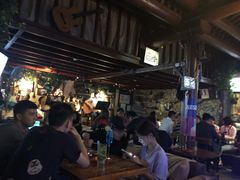 -南锣鼓巷吉他吧(鼓楼店)