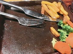 -菲滋意式餐厅(临平万达店)
