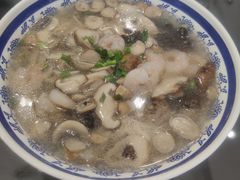 -鸿兴面馆馄饨小笼(稻香店)