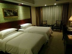 -维也纳酒店(桂林万象城火车站店)