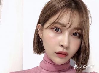 不自然。4.适合发量:细软、扁塌和发量少的人适
