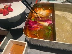 -左庭右院鲜牛肉火锅黑金店(陆家嘴中心店)
