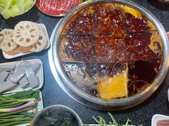 -邓莽子老火锅(中兴路总店)