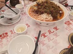 -堂瓦里·33年传统赣菜(第一街区店)