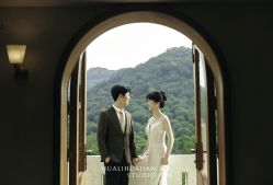 -花里花间摄影工作室