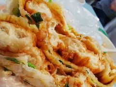 -正宗杂粮煎饼香软鸡蛋饼