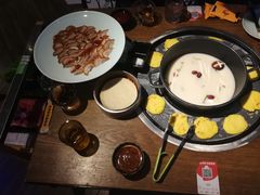-三人行骨头王火锅(长寿店)