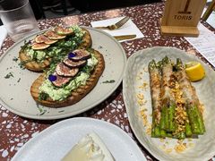 无花果手撕鸡肉tapas-Toris(LuOne凯德晶萃广场店)