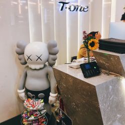 -AYO SALON