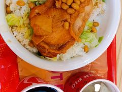 -猪戈戈超级猪脚饭(佳兆业店)