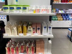 -唯品会(北京国瑞城店)