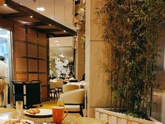-怡咖啡海鲜自助餐厅(浦东香格里拉店)