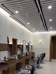 -MARTIN'S BARBER SHOP男士理发馆