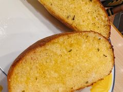 特制蒜香面包-萨莉亚意式餐厅(星海广场店)
