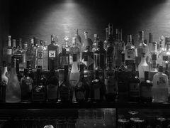 -Whisper Bar 