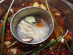 -周幺妹重庆老火锅(银泰城总店)