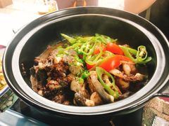 -刘姐啤酒鱼民族演艺餐厅(西街总店)
