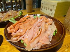 -壹兆圆重庆火锅手工炒底料(长白格林玫瑰湾店)