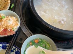 -大匠工房古船木艺术餐厅·猪肚鸡专门店(长白仙岛店)