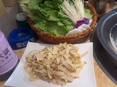 -陈大锅·岳阳鱼馆·地道岳阳菜(美食街店)