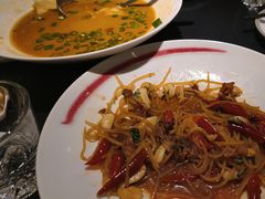 -麻六记(凤凰汇店)