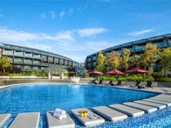 -上海滴水湖皇冠假日酒店