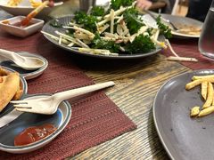 -WOLFGANG PUCK KITCHEN & BAR(迪士尼小镇店)