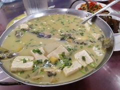 汪丫鱼炖豆腐-长临河古镇福味轩土菜馆(长临河店)
