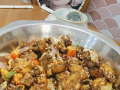 -休记光头香辣蟹干锅(绵竹店)