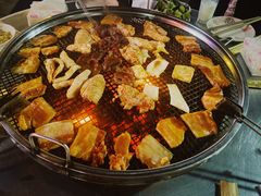 -小辣椒汤锅烧烤(温泉南街店)