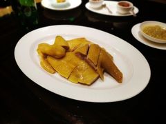 瑶柱香妃鸡-北京四季酒店·采逸轩