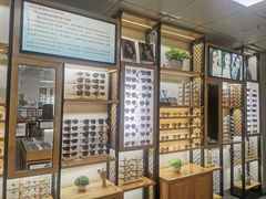 -LOGO眼镜·蔡司品牌折扣店(龙华清湖店)