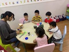 -i2青少儿英语(爱加星悦荟店)