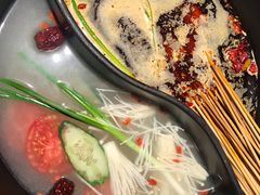 -钢管厂五区小郡肝串串香(奥克斯广场锦城万达店)