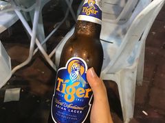 -明记烧鱼美味店