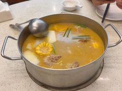 -肥仔文澳门猪骨煲(南京西路店)