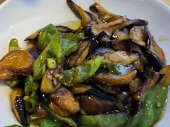 -关东小磨东北菜(上海长风大悦城店)