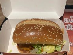 新奥尔良烤鸡腿堡-肯德基(北京南站店)