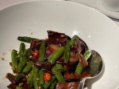 杭椒豆干炒红蘑-悦轩中餐厅·高空江景·杭州柏悦酒店
