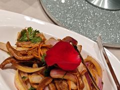 -海派美食·家宴海鲜青岛菜·石锅鲽鱼头(东方城店)