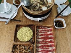 -菌小白·野生菌火锅(时尚天河店)