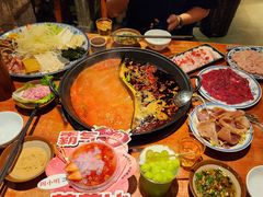 -周小明火锅(黑金冠社区店)