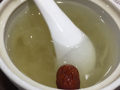 银耳莲子汤-龙老五汤店(站前西路店)