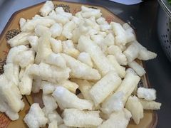 -黄利砖万峰林布依特色酸笋牛肉馆