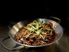 炸酱拉面-富乐满韩国正宗炸鸡韩国料理(虹泉路店)