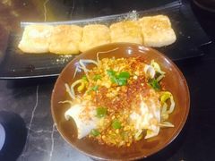 -巴四老城区炭火蛙锅(张江店)