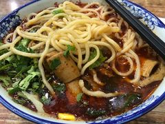 -孙浩特色牛杂面板面(华捷道店)
